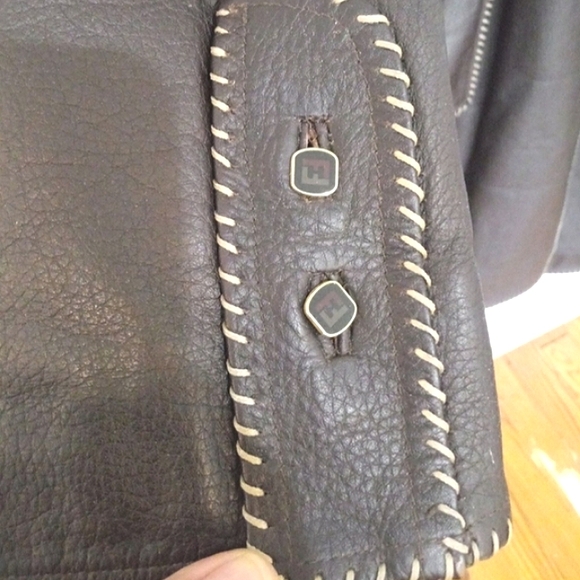 Rare Fendi coat - Picture 10 of 15